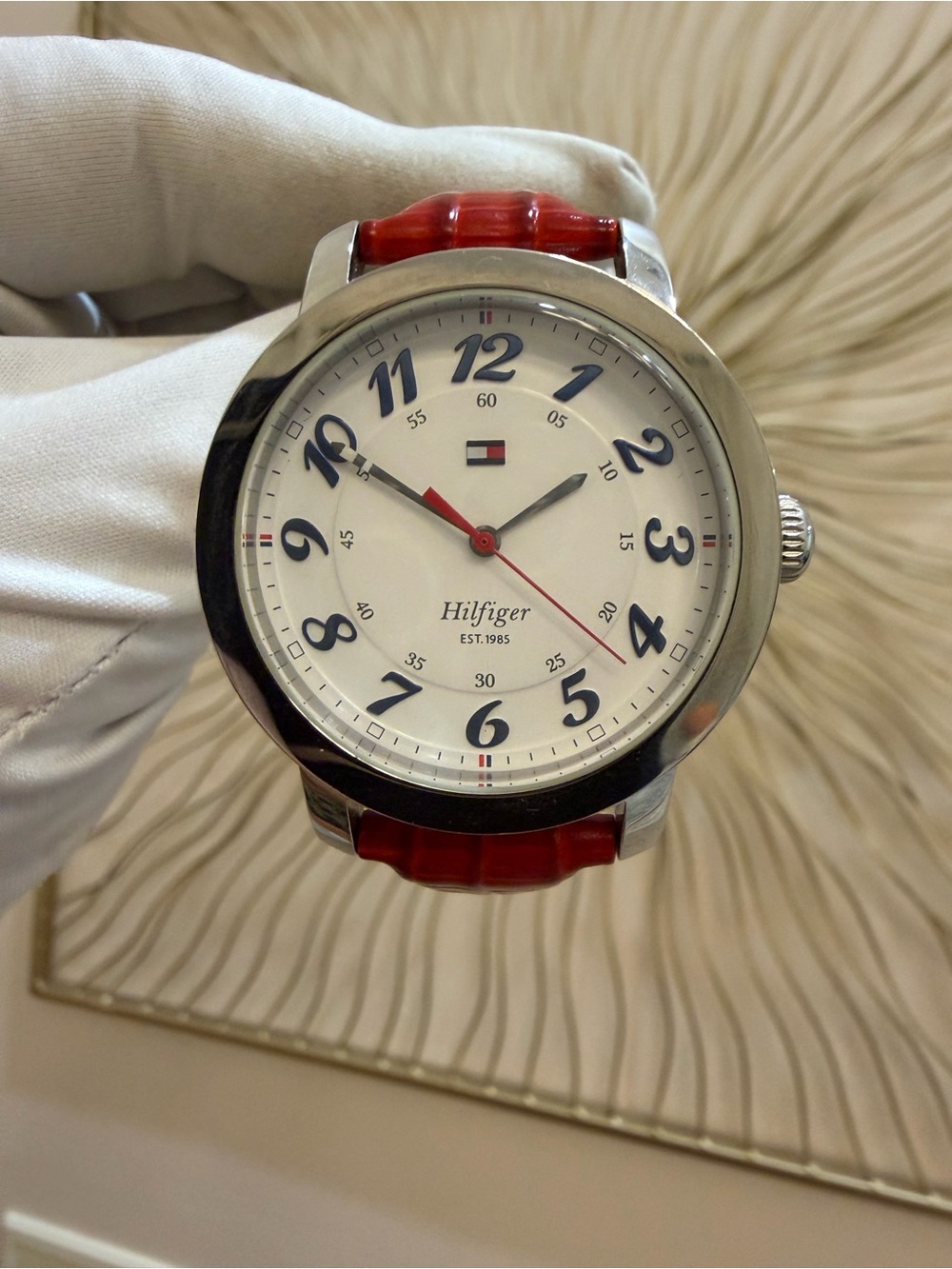 Tommy Hilfiger Women Watch TH.186.3.14.1280 Unworn White Dial Red Leather